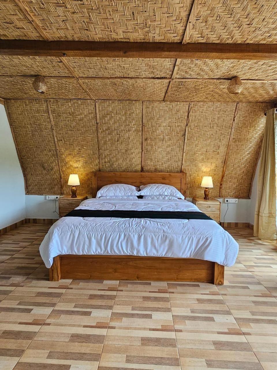 Villa Umauthu Bali à Selemadeg Extérieur photo